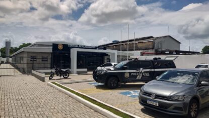 Homem é preso suspeito de enforcar e dar socos na barriga da mulher grávida em Rio Largo
