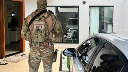 Operação da PF contra tráfico interestadual de drogas prende foragido em Maceió