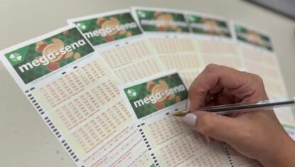 Mega-Sena 3070: 49 apostas de AL acertam números
