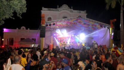Jaraguá recebe blocos e shows nesta segunda e terça de Carnaval; veja programação