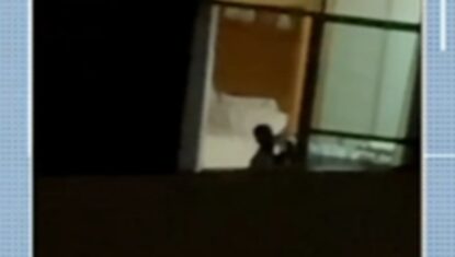Argentino é preso após se masturbar em frente à janela de quarto de adolescentes