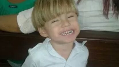 Mãe e padrasto são condenados a mais de 27 anos pela morte de Dylan Taylor