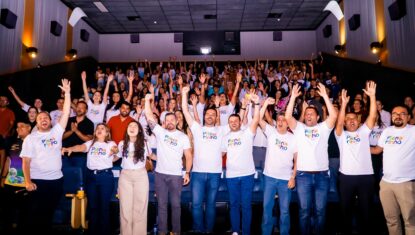 Vereadores participam do lançamento do Plenarinho com presença de 150 estudantes