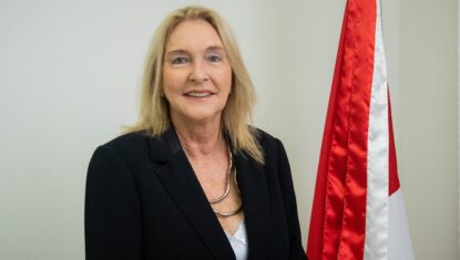 Kátia Born desiste de candidatura