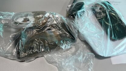 Advogado é preso suspeito de tentar entregar celular a detento em presídio de Maceió