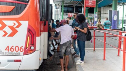 Ônibus da linha 4006 mudam percurso devido a obras de saneamento em Maceió; confira