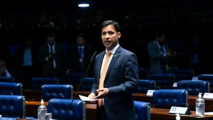 Prefeito de Maceió aciona TSE para retomar comando do Podemos em Alagoas
