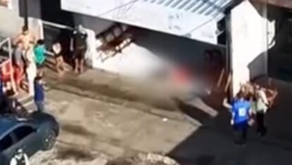 Homem e mulher são mortos a tiros próximo à lanchonete no Benedito Bentes