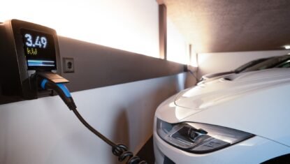Alagoas cria regras para recarga de carros elétricos em condomínios; veja mudanças